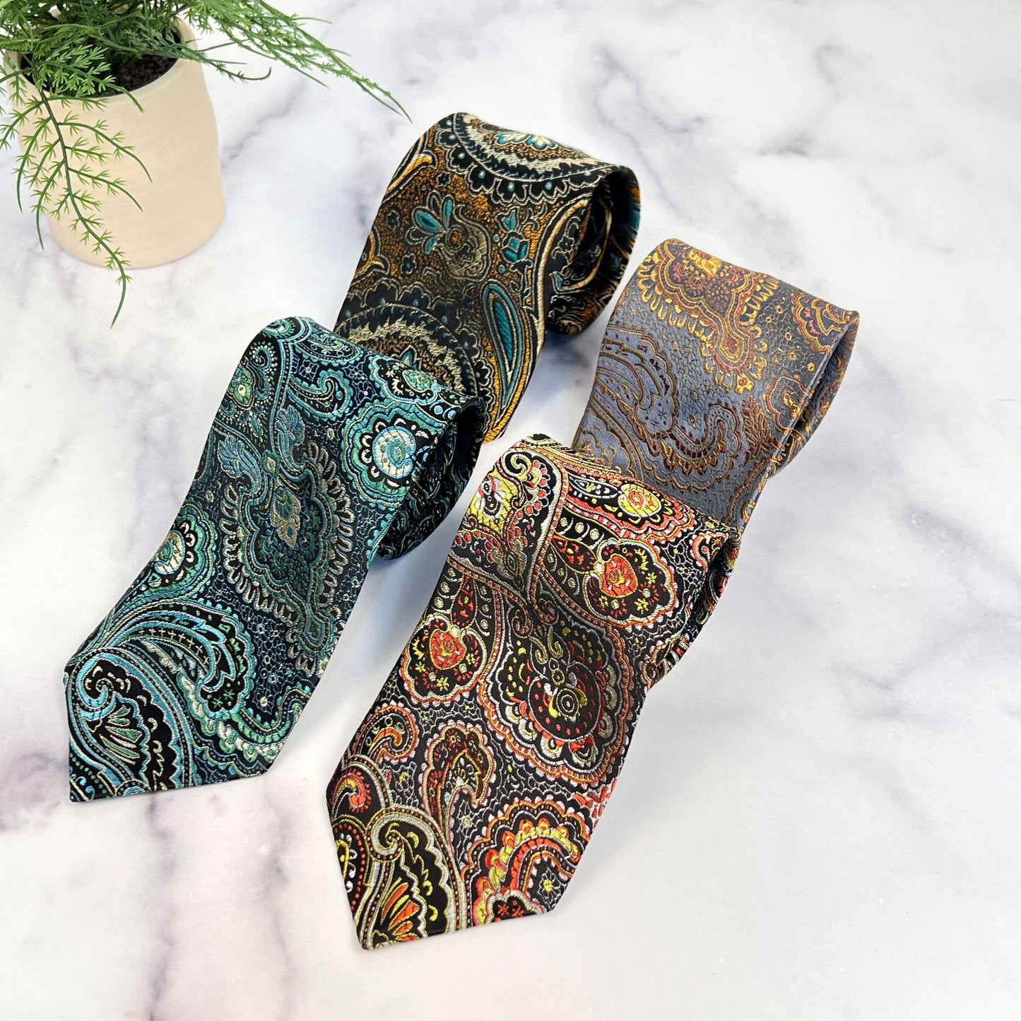 Cathayana Men's Tie | Paisley Print